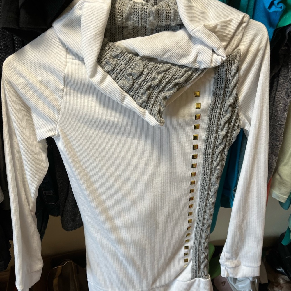 Hua Lan blouse NWOT